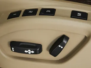 Volvo  12