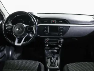 Kia  6
