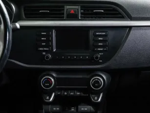 Kia  8