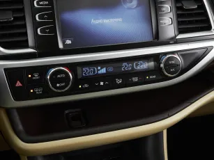 Toyota  13