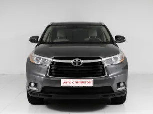 Toyota  2