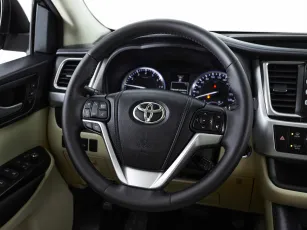 Toyota  20