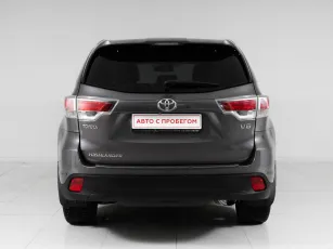 Toyota  6