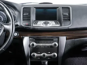 Nissan  13