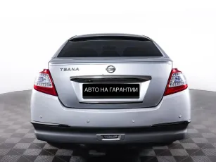 Nissan  6