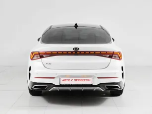 Kia  6