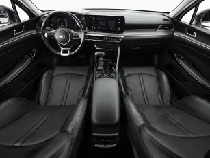 Kia  8
