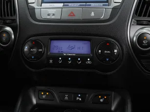 Hyundai  18