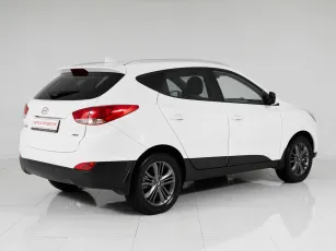 Hyundai  4