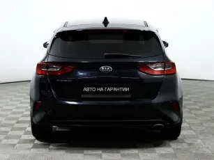 Kia  6