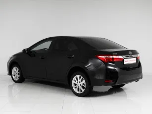 Toyota  5