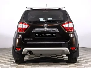 Nissan  4