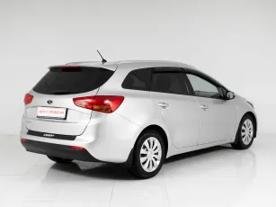 Kia  4