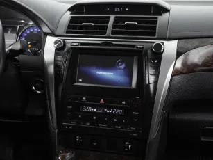 Toyota  16