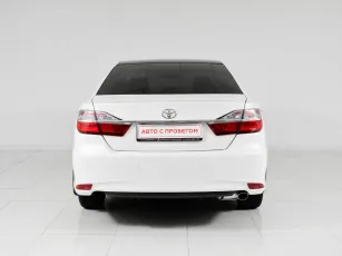Toyota  6