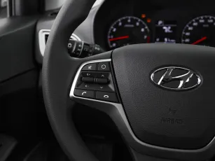Hyundai  17
