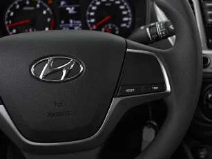 Hyundai  18