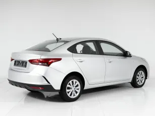 Hyundai  4