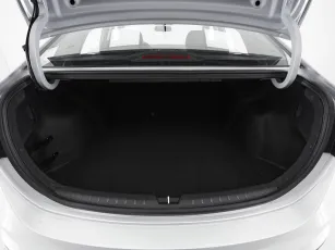 Hyundai  7
