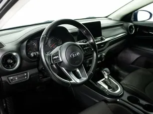 Kia  11