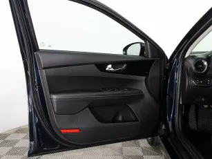 Kia  19