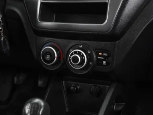 Kia  14