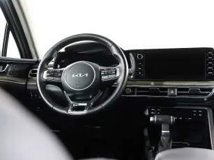 Kia  12