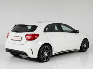 Mercedes-Benz  4