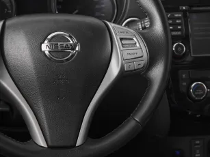 Nissan  13