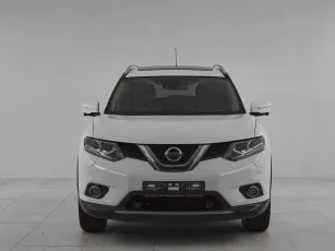 Nissan  2