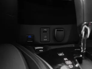 Nissan  20
