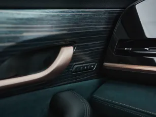 Geely  24
