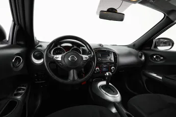 Nissan  10
