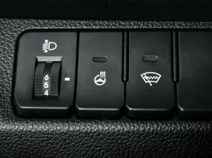 Kia  11
