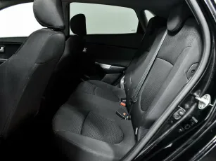 Kia  12