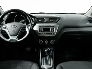 Kia  9
