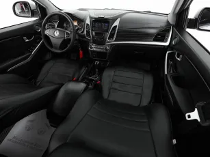 SsangYong  10
