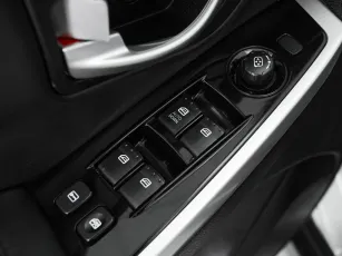 SsangYong  11