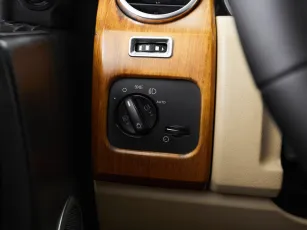 Land Rover  18