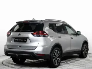 Nissan  4