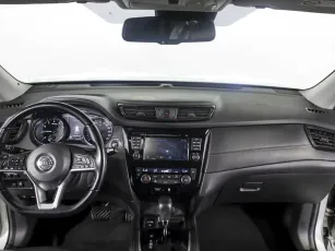 Nissan  6