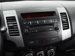 Mitsubishi  12