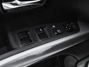 Mitsubishi  14