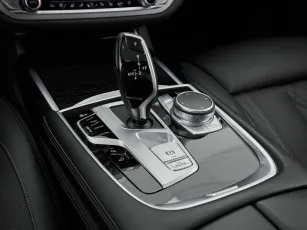 BMW  25