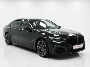 BMW  3