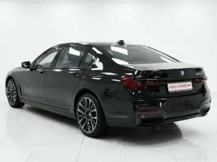 BMW  4