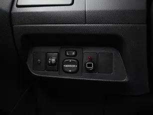 Toyota  11