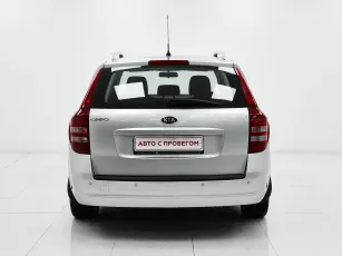 Kia  6