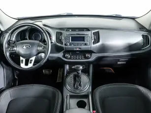Kia  11
