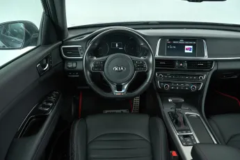 Kia  9